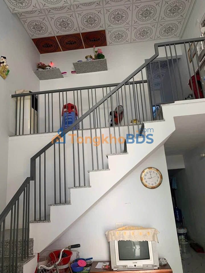 Bán nhà 40m² Phường Chánh Lộ, Quảng Ngãi - Giá 2.x Tỷ