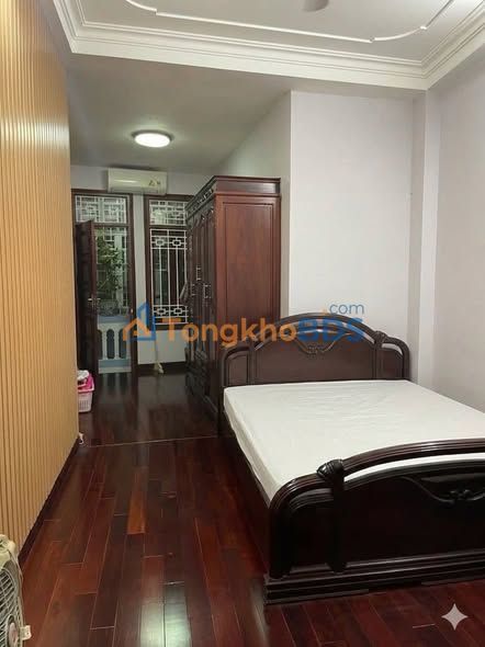 Nhà 5 Tầng Đống Đa 31m² - Sổ Đỏ Riêng, Full Nội Thất Xịn