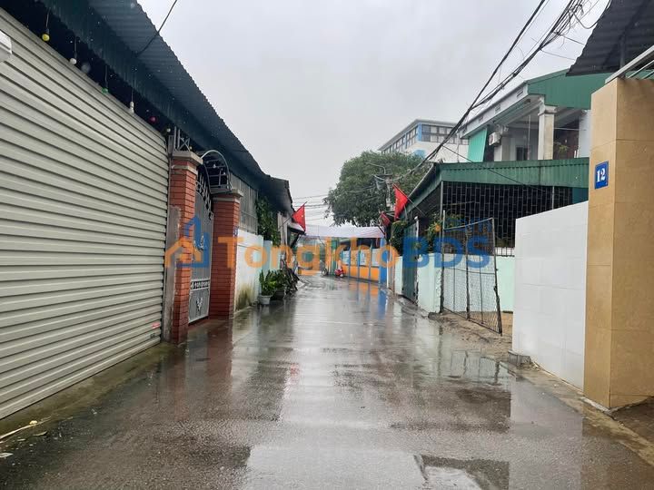 Bán Đất Hưng Dũng, Vinh: 79m² Lối 2 Phan Công Tích, Giá 4.1 Tỷ - Sổ Hồng Sẵn Sàng