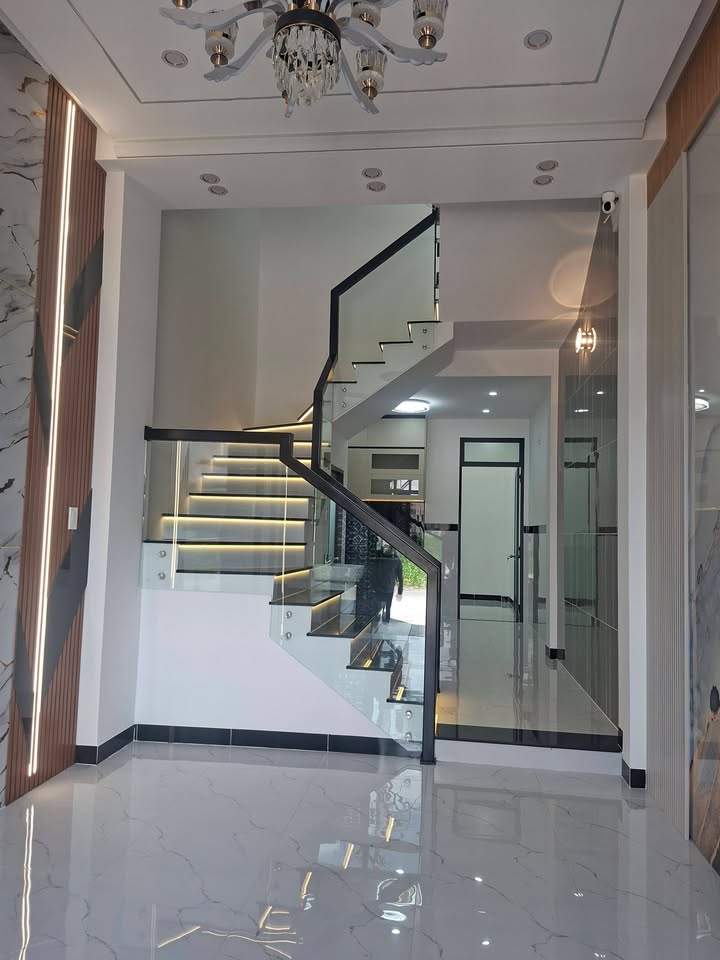 Nhà Mặt Tiền Quy Nhơn 44m² Hướng Tây - Giá 3.x Tỷ