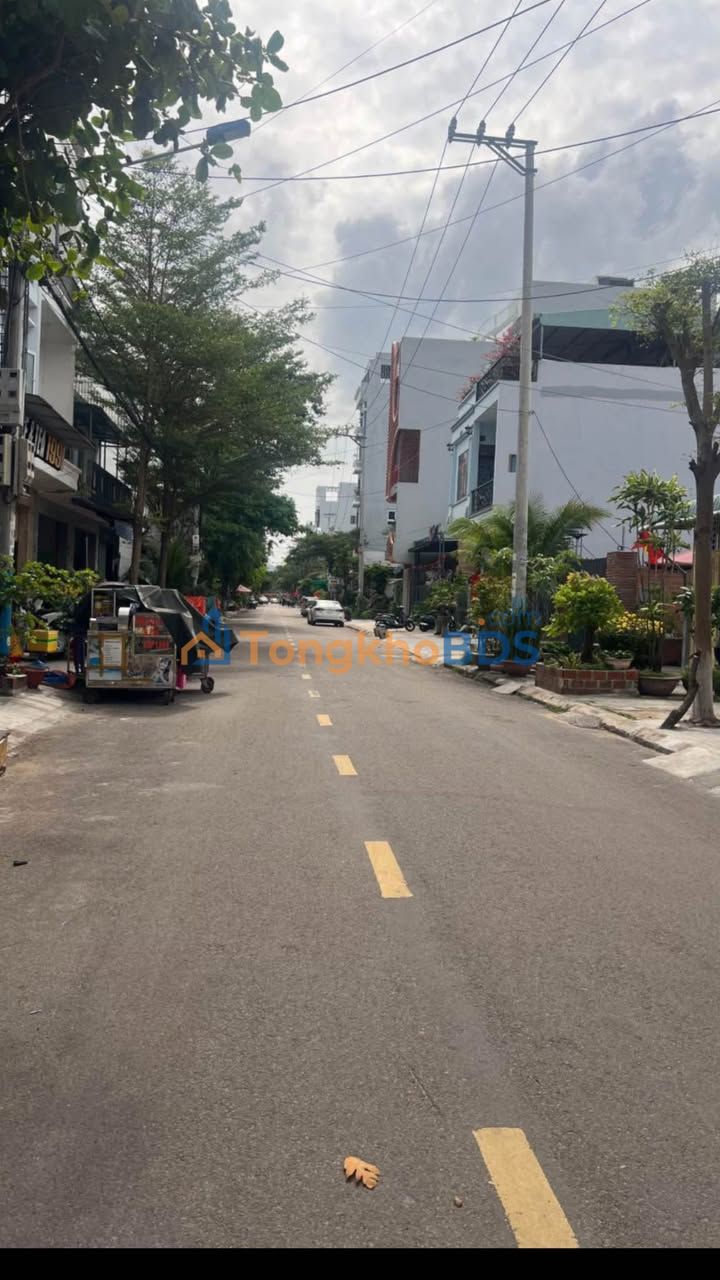 Mặt tiền KD Nguyễn Thị Minh Khai 38m² giá 5.5 triệu - Sẵn sàng kinh doanh