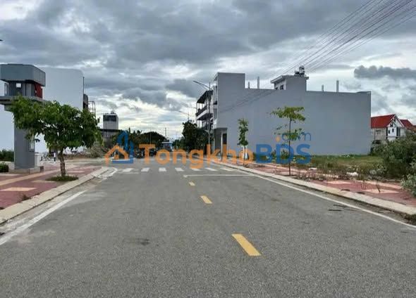 Bán Đất Nền 93m² Đối Diện Công Viên Phan Rang - Giá 1.8 Tỷ