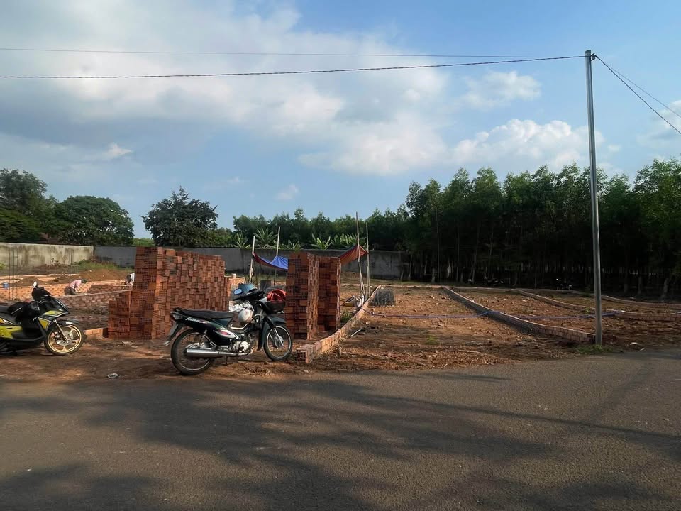 Đất Nền Đồi 61 Trảng Bom 135m² Sổ Hồng Thổ Cư - Giá 930 Triệu