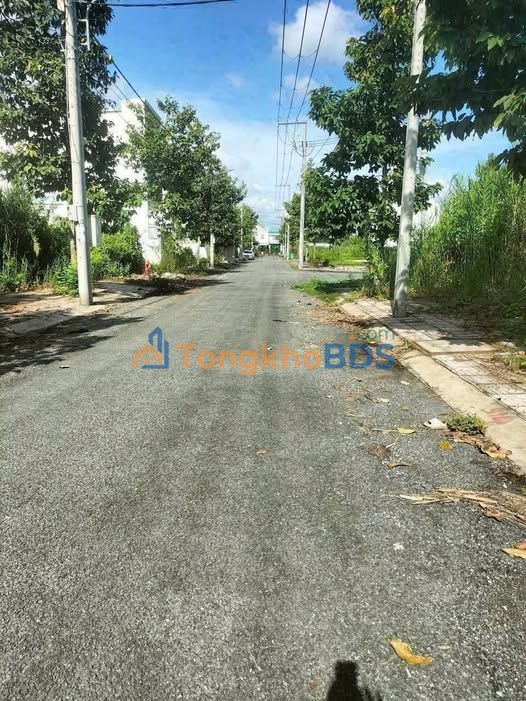 Bán đất nền Phường 9, Vĩnh Long 110m² - Vị trí đắc địa, giá tốt