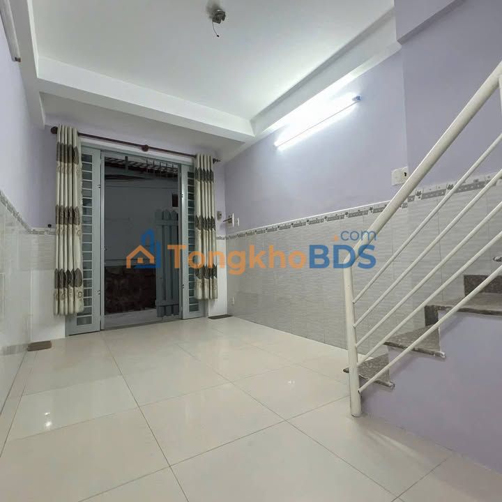 Nhà 4 Tầng BTCT Đường Tôn Đản, Q4 - 2.85 Tỷ, Sổ Hồng Riêng