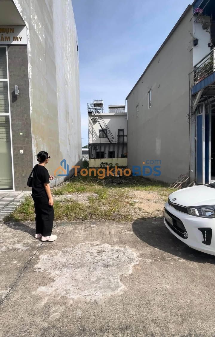 Đất Nền Phú Quốc 100m² - Gần Sân Bay, Sổ Đỏ Gần Full Thổ