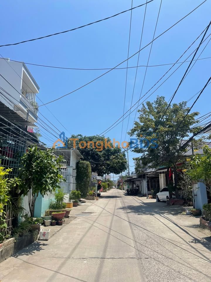 Nhà 3 Tầng Mặt Tiền Đường 10m Vĩnh Thái, Nha Trang - 165m² Sổ Hồng