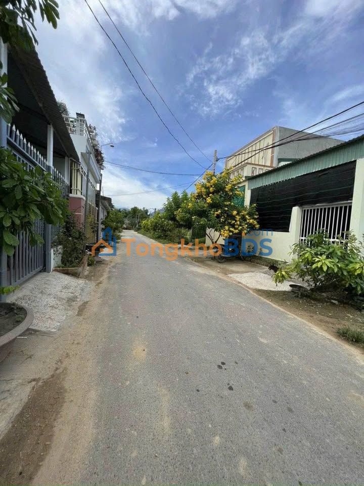 Đất Mặt Tiền Chợ Chiều, Diên Khánh - 63m² Giá 1.58 Tỷ, Dân Trí Cao