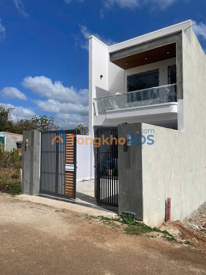 Nhà Đẹp 3PN Sổ Riêng 105m² - Phạm Ngũ Lão Nối Dài, Buôn Ma Thuột