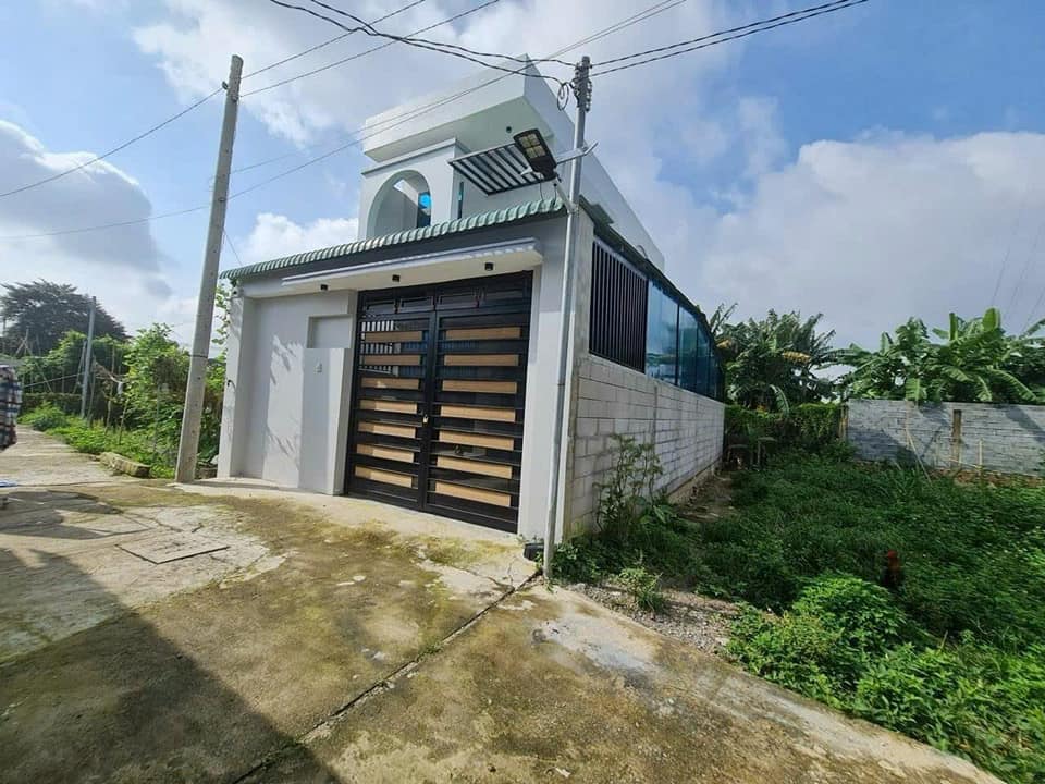 Nhà 1 Lầu 1 Trệt 110m² Nhánh DX 001, Phú Giáo - Giá 2.2 Tỷ