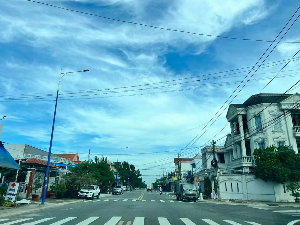 Đất Tái Định Cư Phú Chánh - 100m² - Sổ Hồng Sẵn Sàng