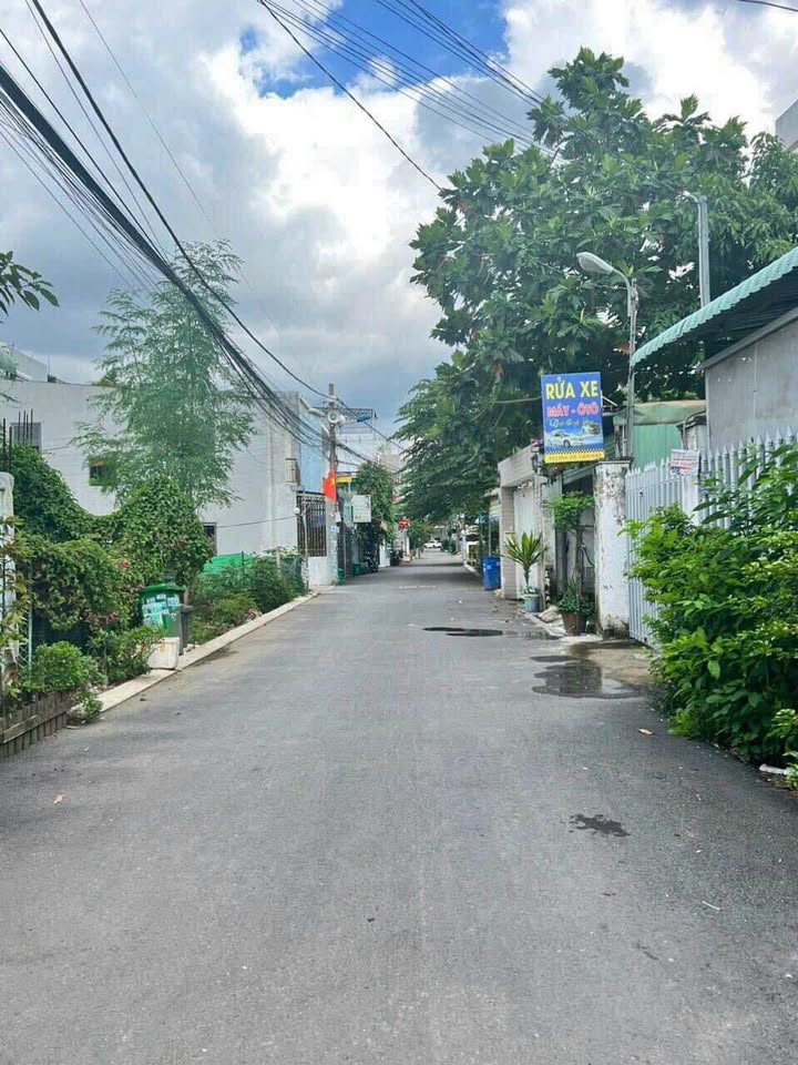 Nhà Tiền Chế 50m² - Hẻm 25 Võ Văn Hát, TP Thủ Đức - 1.39 Tỷ