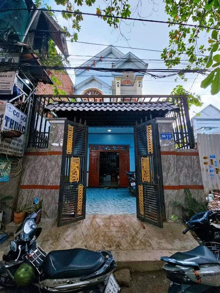 Nhà Lầu Trệt 5x20m, An Phú, Thuận An - Giá 2.7 Tỷ Sẵn Sổ Hồng