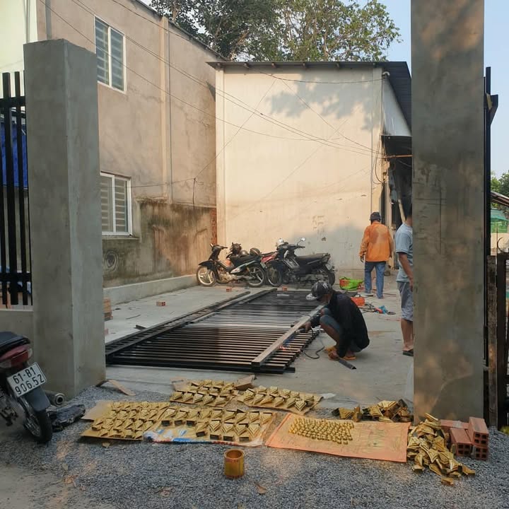 Nhà Trọ Mặt Tiền DX130 Thủ Dầu Một - 192m² - Giá 2.3 Tỷ