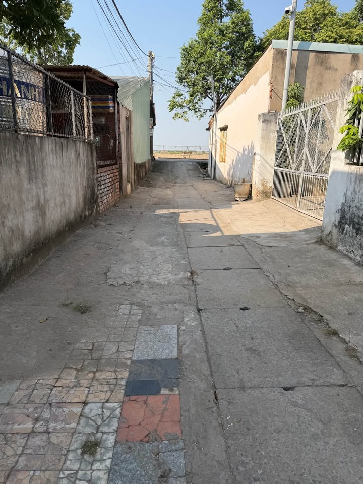 Nhà 80m² Bờ Kè Bửu Long, Biên Hòa - 6PN, Sổ Hồng Riêng, Giá 3.55 Tỷ