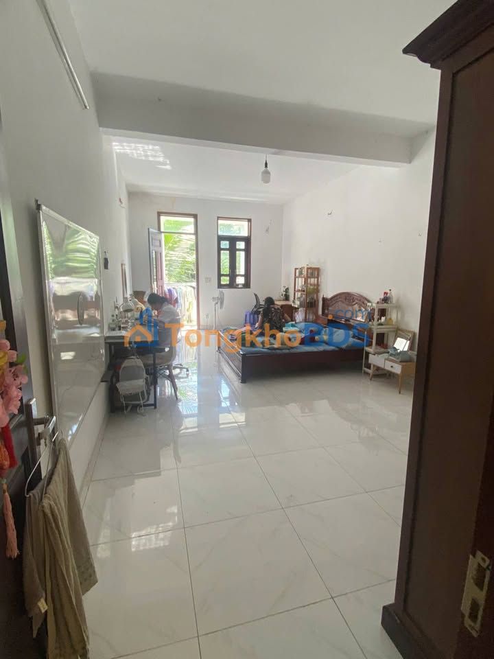 Nhà Lầu Trệt 100m² KDC Làng Đại học, Dĩ An - Giá 9 Triệu/tháng