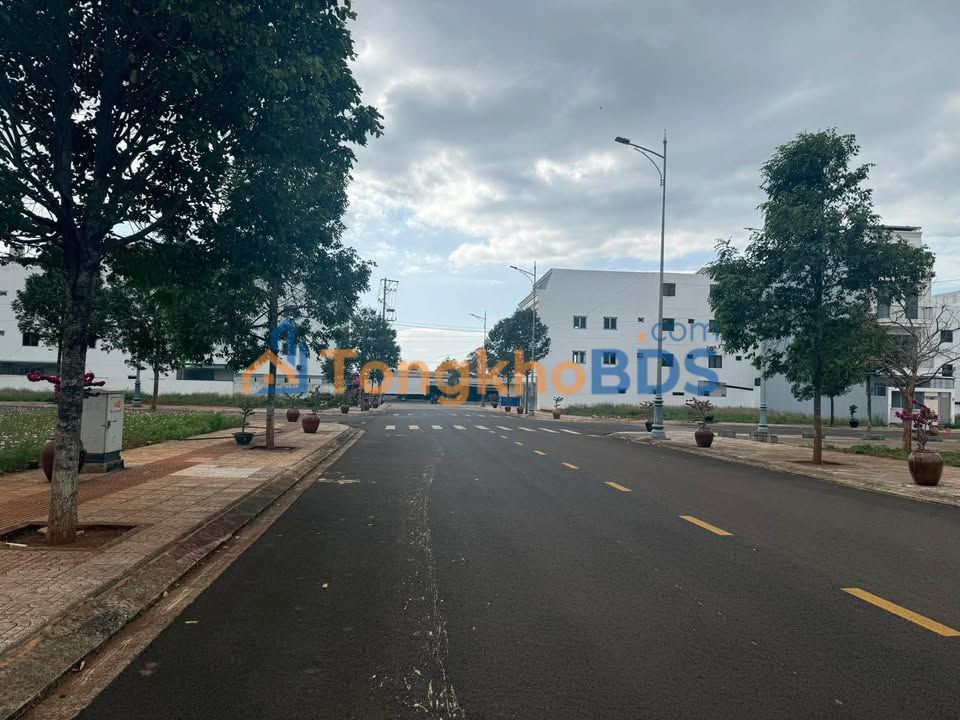 Bán Townhouse Ân Phú LK7 100m² - Đối Diện Công Viên, Đường 18.5m