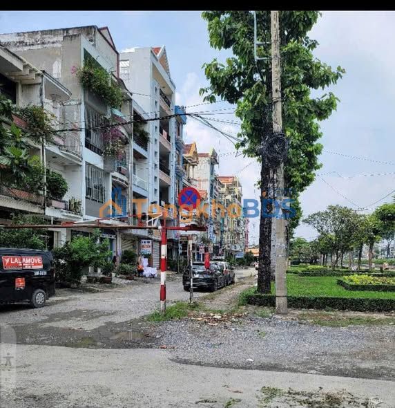 Đất Lô Góc Kinh Doanh Bà Điểm Hóc Môn 80m² - Giá 5 Tỷ, Sẵn Sàng Xây Dựng