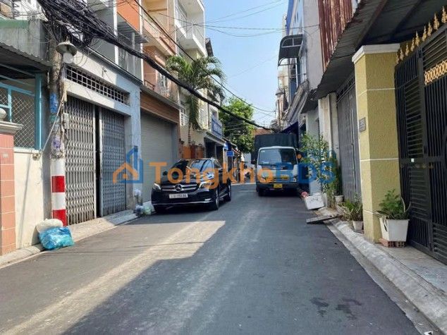 Nhà 2 tầng Tân Sơn Nhì 66m² giá 7 tỷ - Ô tô vào tận nhà