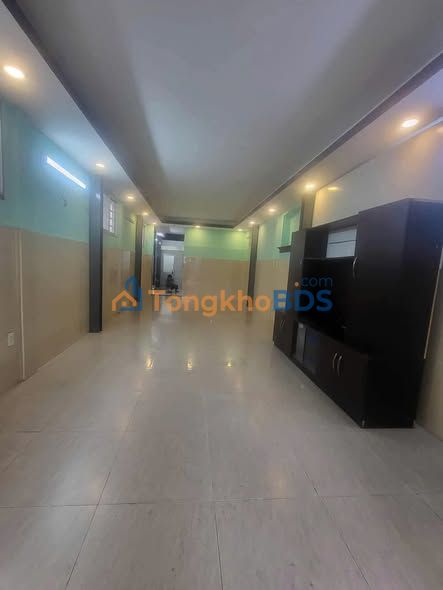 Nhà Mặt Tiền Tứ Hải, Tân Bình 76m² - 7.5 Tỷ, 5PN - Sẵn Sàng Kinh Doanh