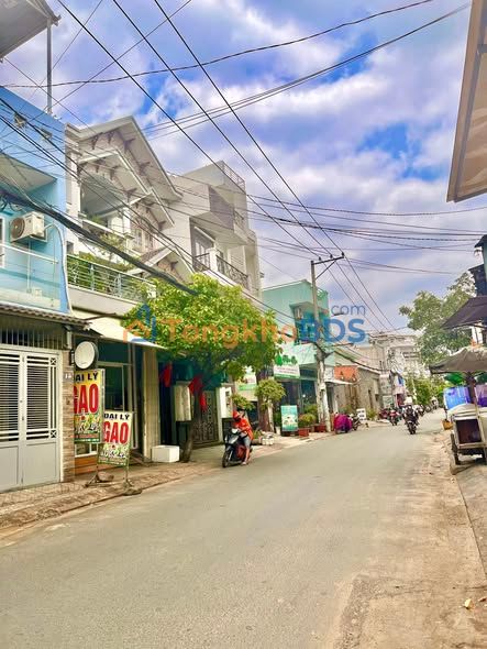 Nhà Hẻm Xe Hơi 105m² Bình Tân - Sát Tân Phú - Giá 7.5 Tỷ