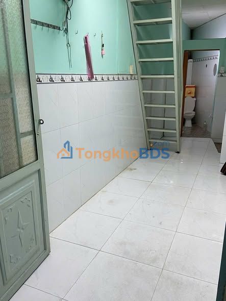 Nhà Nhỏ 1 Lầu 12m² Giá 690 Triệu, Hẻm 2 Xe Máy, P15 Q8
