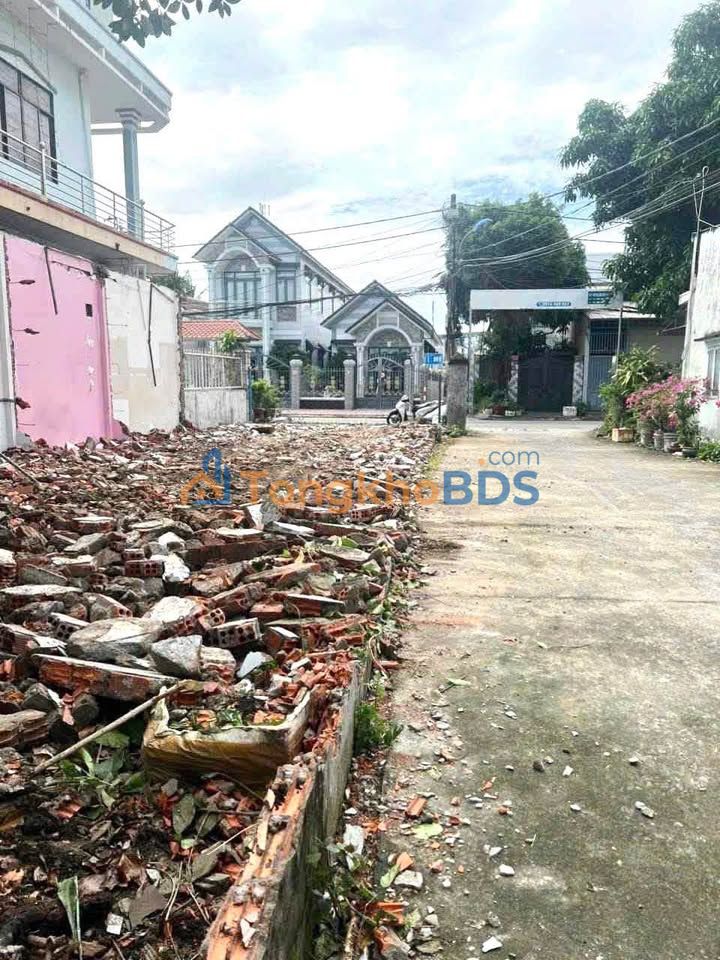 Bán Đất Góc Mặt Tiền Bà Triệu, Rạch Giá 129m² - Sổ Hồng Sẵn Sàng