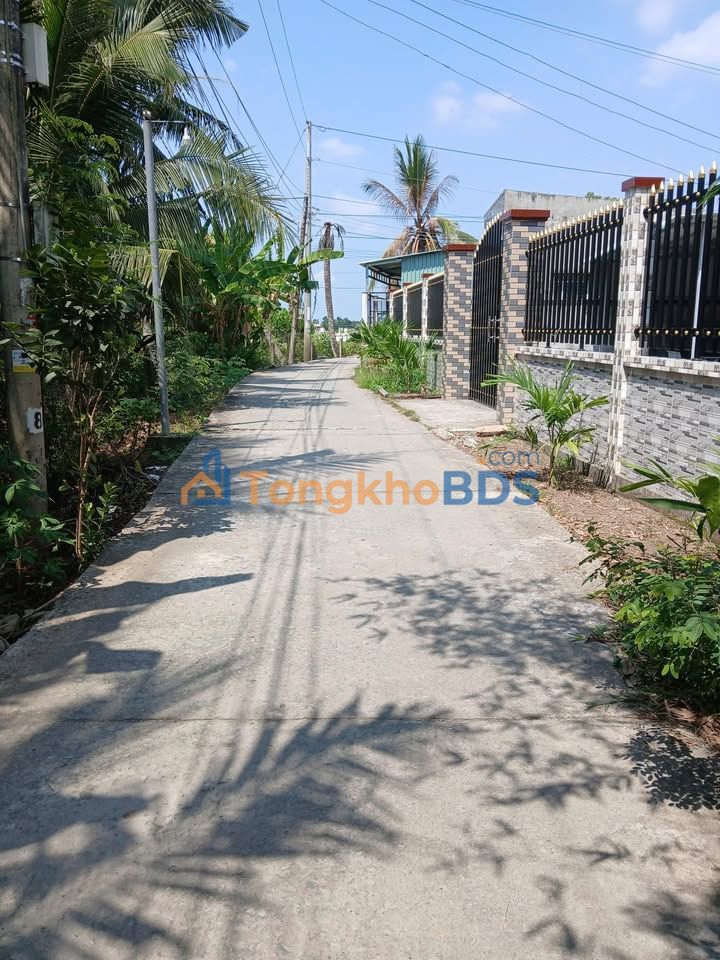 Đất Lúa Mặt Tiền Lộ Làng Long An - 1190m², Giá 2 Tỷ, Chia 7 Nền