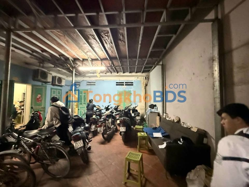 Bán đất Hòa Bình 7, Hai Bà Trưng 50m² - Ô tô tránh, sổ nở hậu