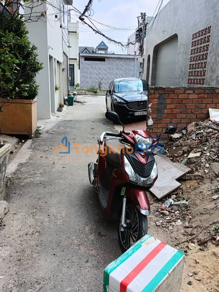 Đất Hóc Môn 62m² Sổ Hồng Riêng - Gần Chợ, Giá 2.85 Tỷ TL