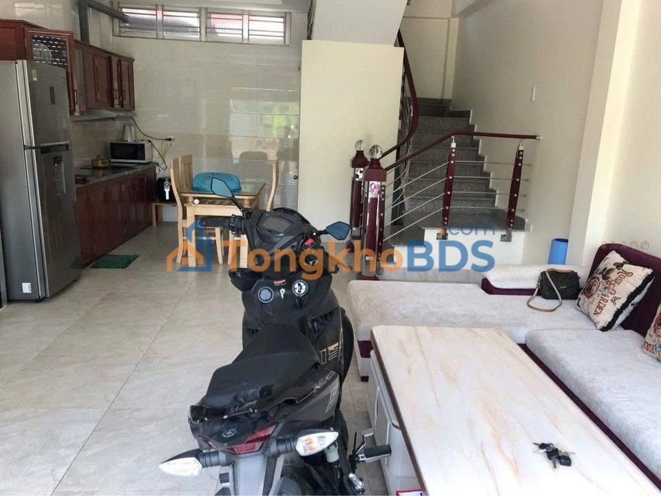 Nhà Cho Thuê Ngô Quyền 45m² - 3PN Đủ Nội Thất, Ngõ 5m Ô Tô