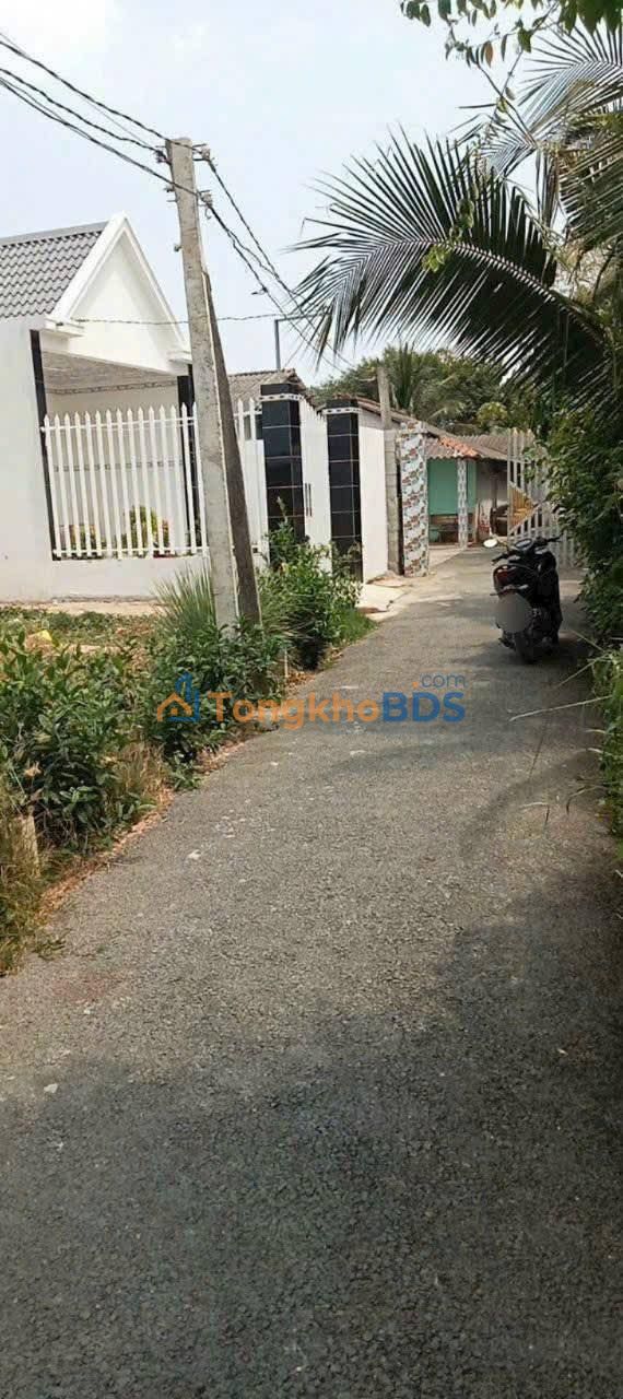 Đất Thổ Cư Bến Lức 148m² - Mặt Tiền Đường Nhựa 850 Triệu
