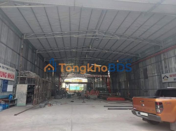Warehouse Thu Duc 800m2 55tr - Hoat dong ngay