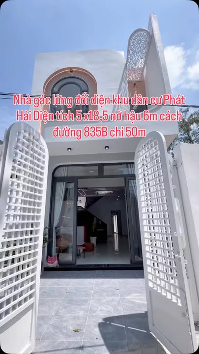 Nhà Gác Lửng 92m² Đối Diện Khu Dân Cư Phát Hải, Cần Giuộc - Giá 2.62 Tỷ