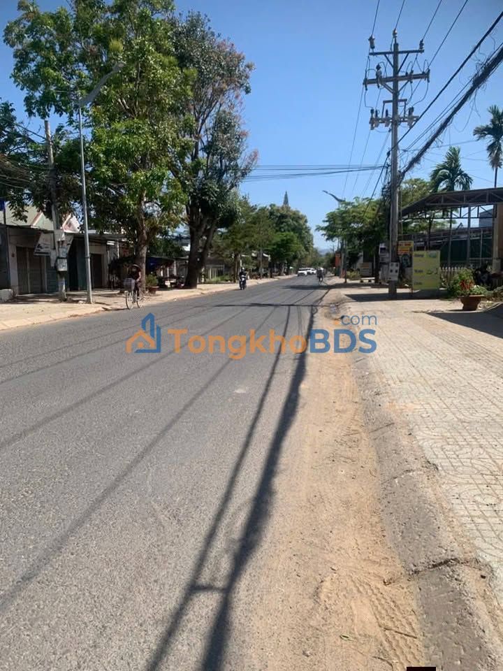 Bán Đất Đức Trọng 240m² - Sổ Đỏ Thổ Cư, Giá 1.6 Tỷ