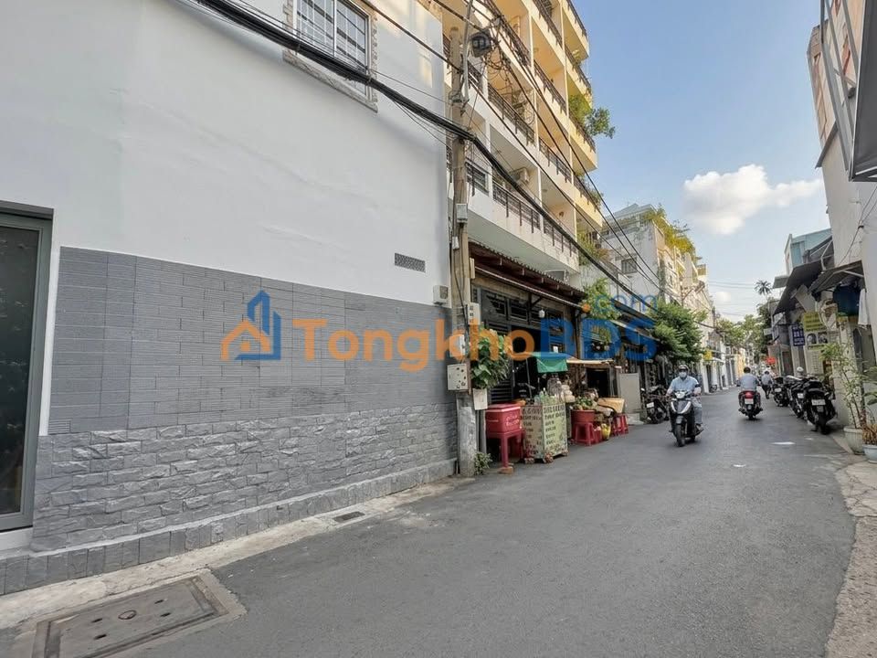 Nhà 80m² Phan Xích Long, Phú Nhuận - Hẻm Ô Tô, 4 Tầng, 6PN - Giá 15.9 Tỷ