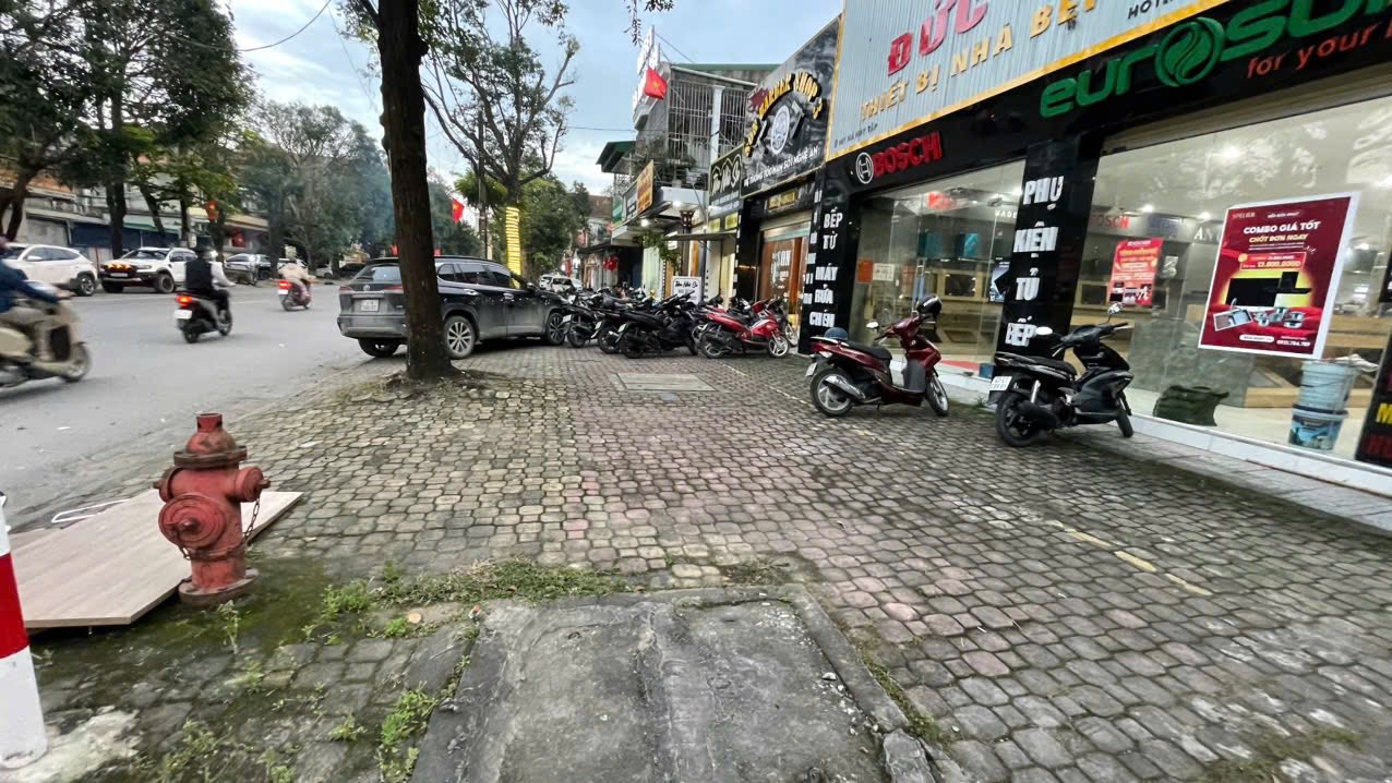 MB Mặt Tiền Hà Huy Tập, TP Vinh - 200m² Kinh Doanh Sầm Uất