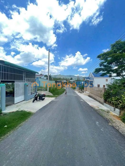 Nhà cấp 4 Hẻm 777 Trần Phú 192m² 1.9 tỷ - Ô tô vào tận nhà