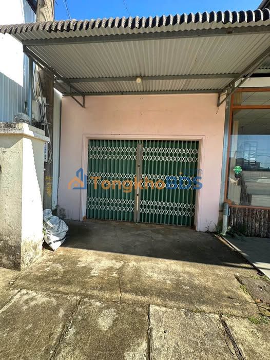 Mặt bằng kinh doanh mặt tiền Phan Chu Trinh, Bảo Lộc - 2 Triệu/tháng