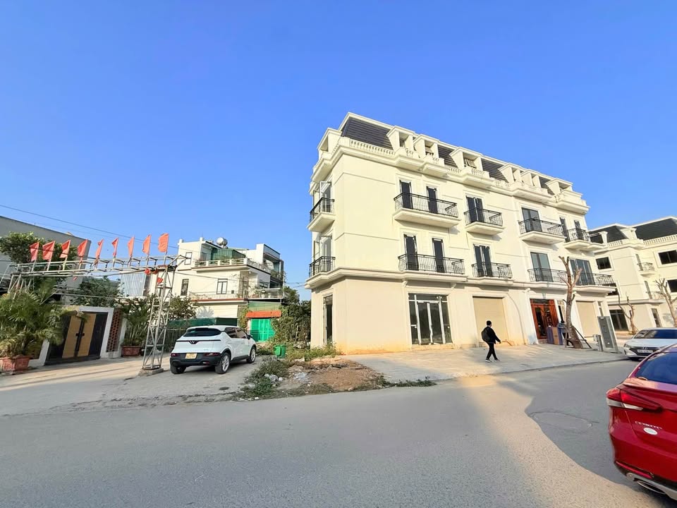 Shophouse Đầu Ve Hồ Sen, Tây Trạch 210m² - Kinh Doanh Đa Ngành