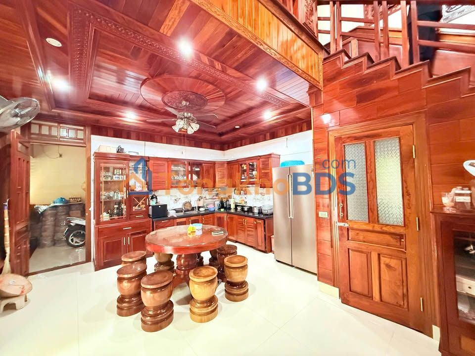 Nhà 86m² Cẩm Thủy, Thanh Hóa - Full Nội Thất Gỗ Đỏ, Hơn 10 Tỷ