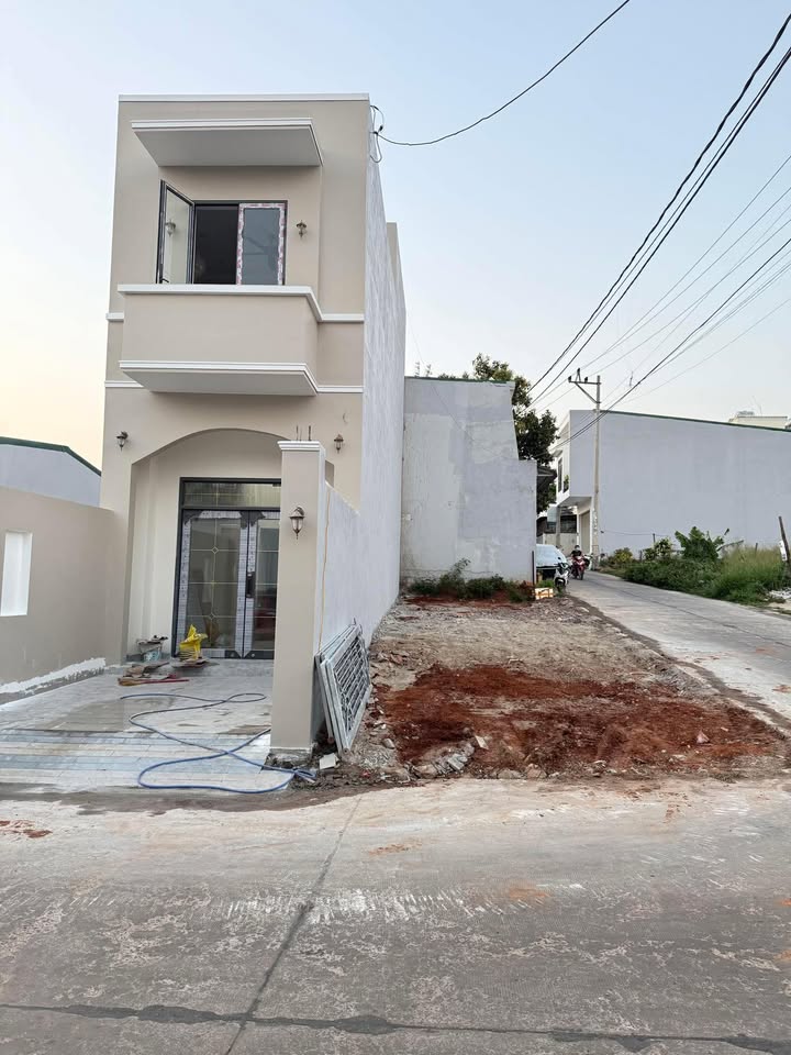 Nhà Mặt Tiền Đinh Công Tráng Buôn Ma Thuột 84m² - Giá 3.95 Tỷ