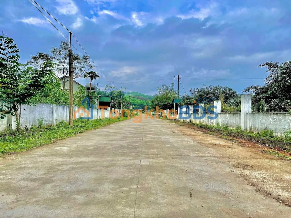 Đất nền Can Lộc 300m² giá chỉ 4xx triệu - Mặt tiền đường liên xã 10m