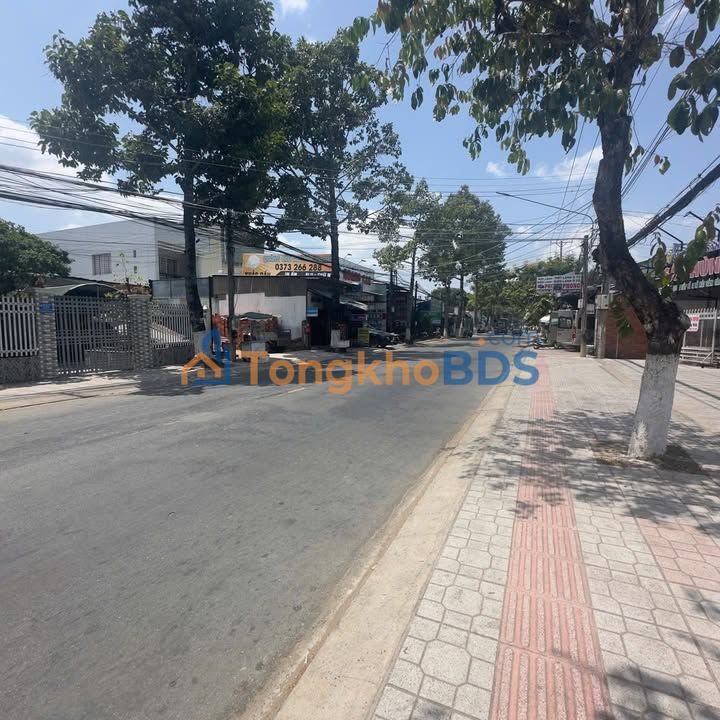 Cho thuê mặt bằng kinh doanh mặt tiền Nguyễn Thị Định, Bến Tre - 80m²