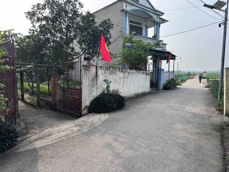 Đất nền 164m² view hồ thoáng mát, gần chợ Miếu Thạch Sơn, Phú Thọ