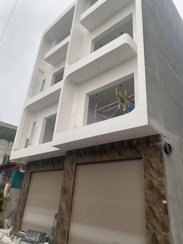 Nhà 4 Tầng Lô Góc Nguyễn Lương Bằng, Hải Phòng - Hơn 3 Tỷ