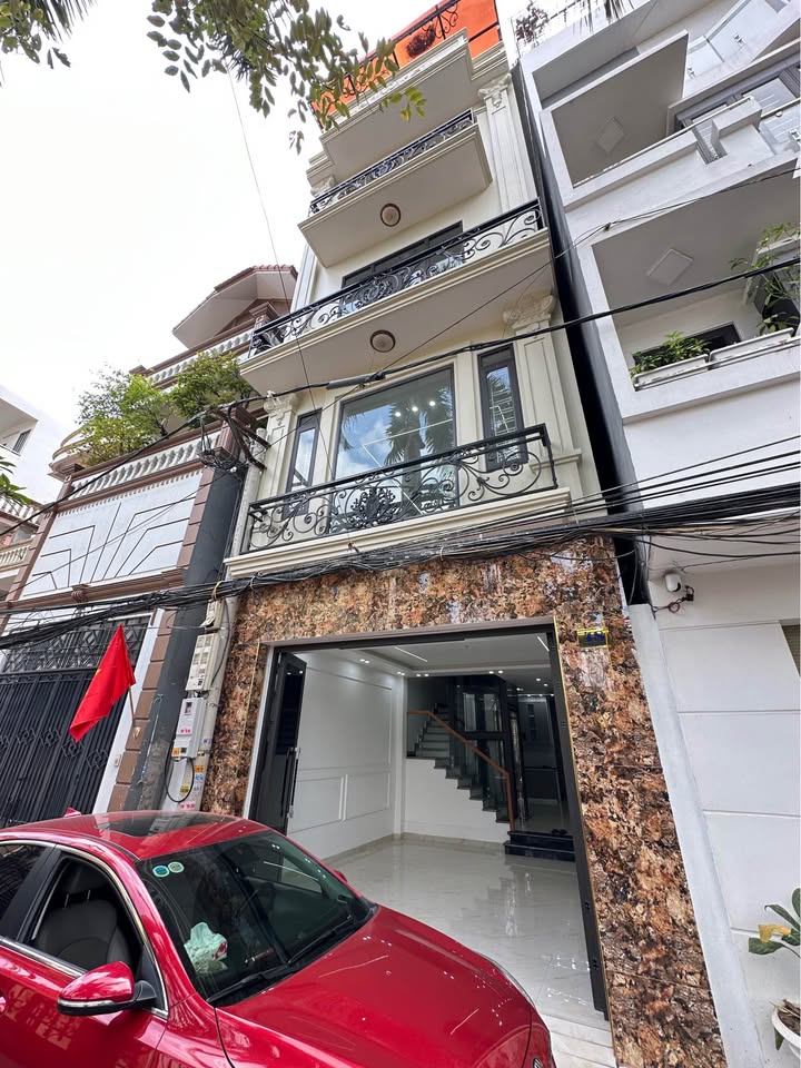 Nhà 5 Tầng Thang Máy Mặt Ngõ Ô Tô Tránh Lạch Tray, Hải Phòng - 60m² - 7.x Tỷ