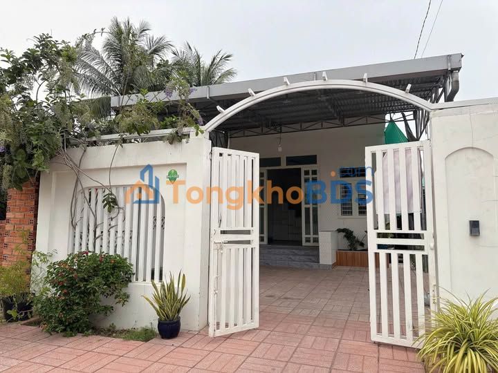 Nhà 204m² Hẻm Tôn Đức Thắng, Long Thành Trung - Giá 1.9 Tỷ, Sẵn Ở Ngay