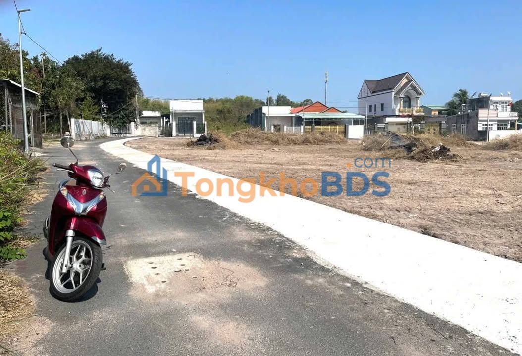 Đất Mặt Tiền Đường Nhựa Tam An, Long Điền 199m² - Sổ Riêng, Giá 1.25 Tỷ