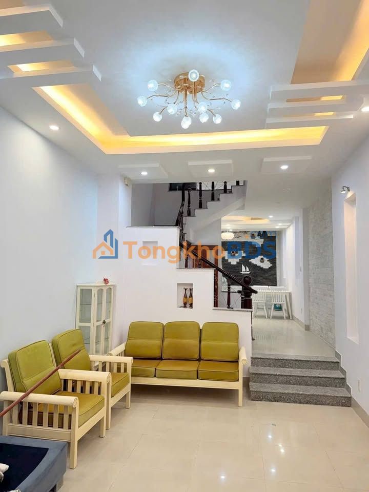 Nhà Hẻm Xe Hơi 3 Lầu Lạc Long Quân, Vũng Tàu - 64m² Giá 13 Triệu